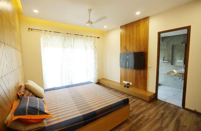 Kaki villa lonawala