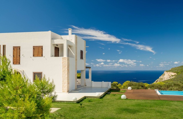 Kalas Seaview Residence, a Serene Sanctuary