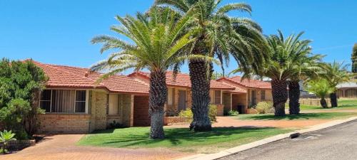 Kalbarri Holiday Villas C