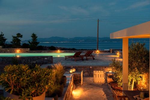 Kallirroe Deluxe Villa with Sea View and Pool