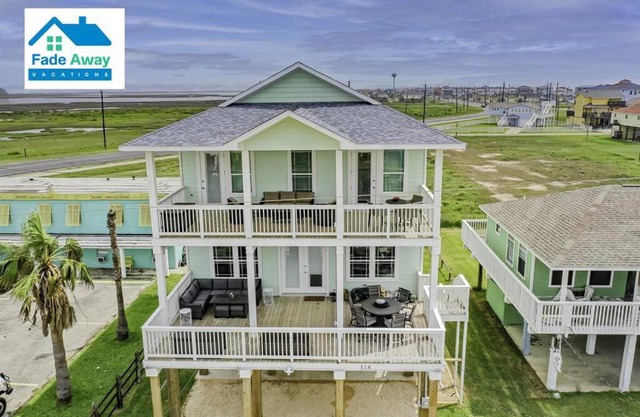 Kalm by the Beach - Ocean View - Sleeps 14