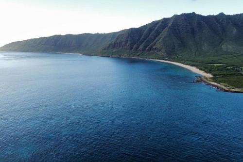 Kalo Homes - Makaha Valley Oasis