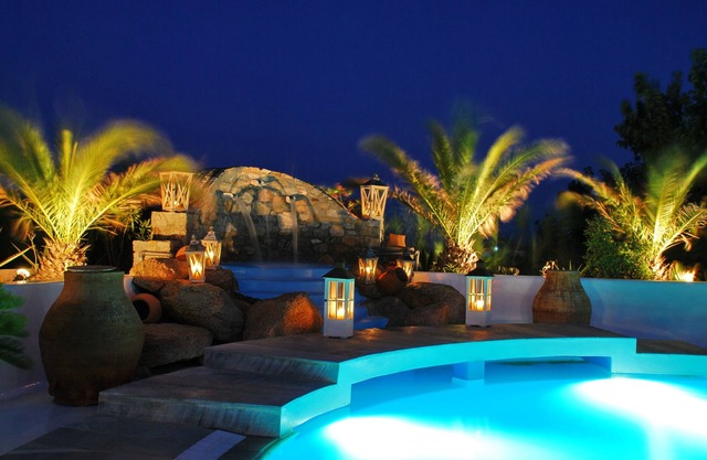 Kamari Hotel