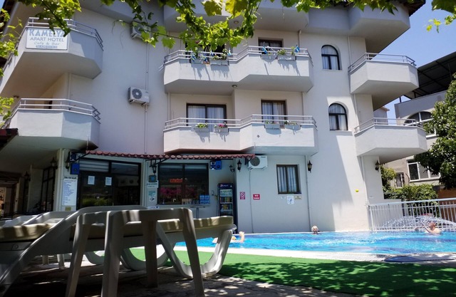 Kamelya Apartments