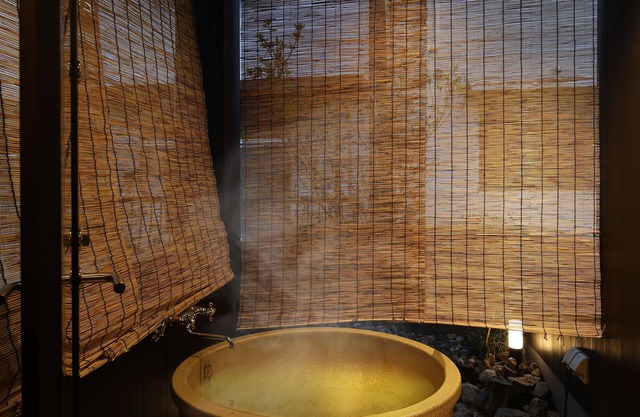 Kanade Kyoto Hachijoguchi