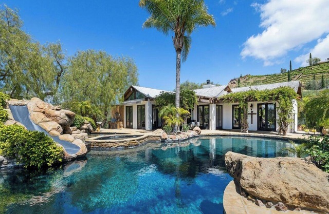 Kanan Dume - Malibu Ranch Retreat | 5-Acre Oasis w/ Guest House & Pool