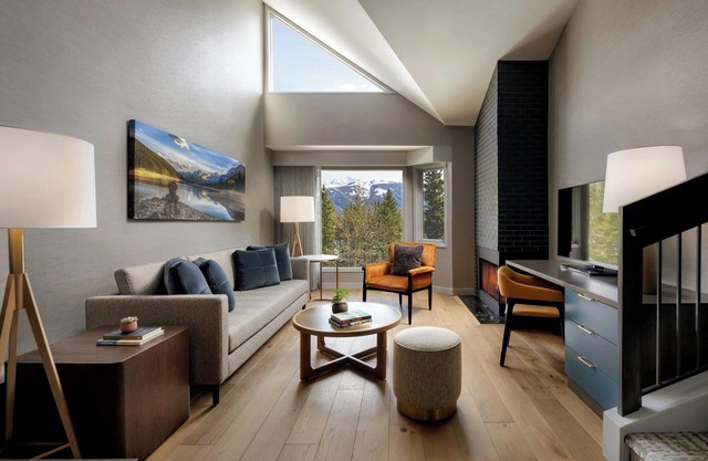 Kananaskis Mountain Lodge, Autograph Collection