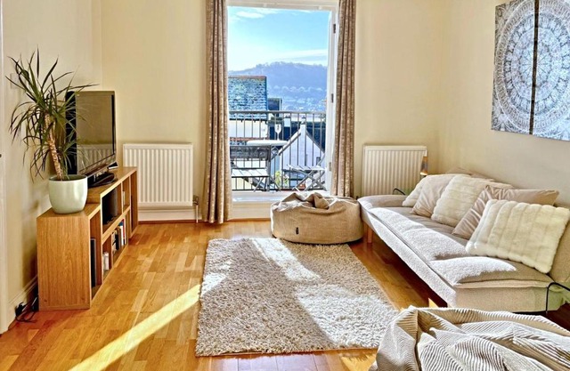 Kanangra, 2 bedroom apartment in Teignmouth