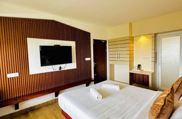 Kanavu Valley View Resort