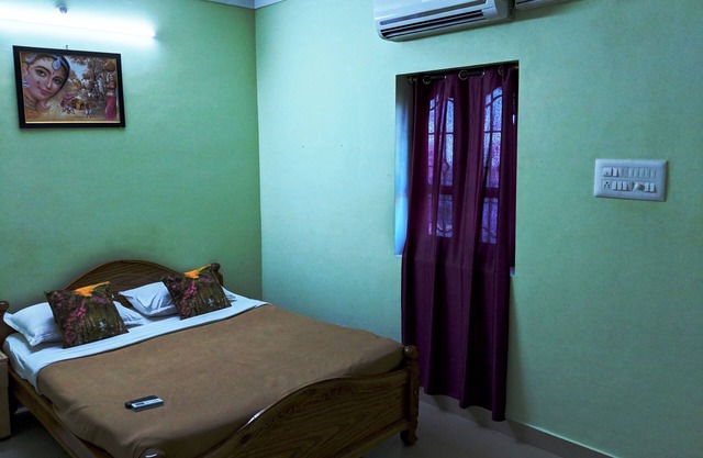 Kanish Home Stay