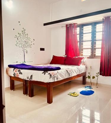 Kannada Maathe Home Stay- 2km to Golden Temple-Tibet camp