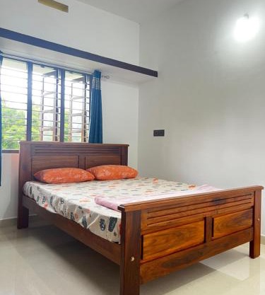 Kannada Maathe Home Stay-2, Near Golden Temple camp 2km