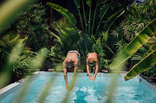 Kanoa Lodge - Adults and 18 plus only