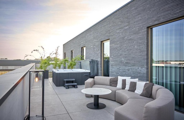KAOZ Highstreet The Luxury Loft