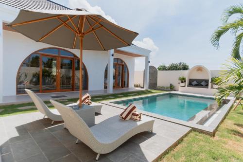 Karang Padma Villas