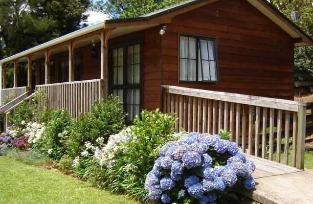Karangahake Gold 'n Views Cottage