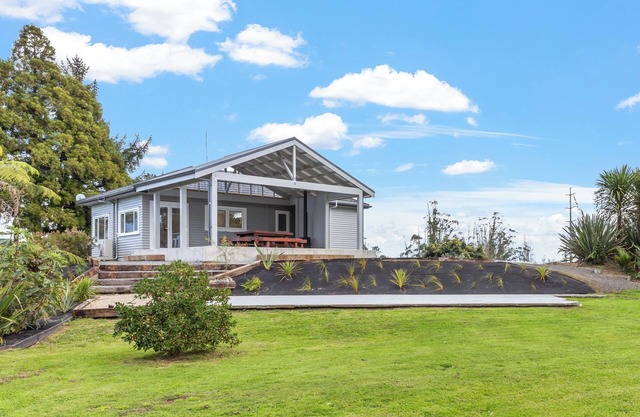 Karapiro Cottage