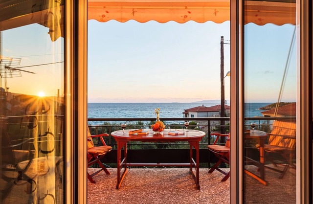 Kardamili Family Beach House - Sunset Seaview