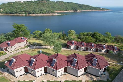 Kariba Sunset Villas