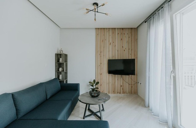 Karipidis Penthouse
