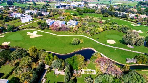 Karma Lakelands Golf Resort & Residences