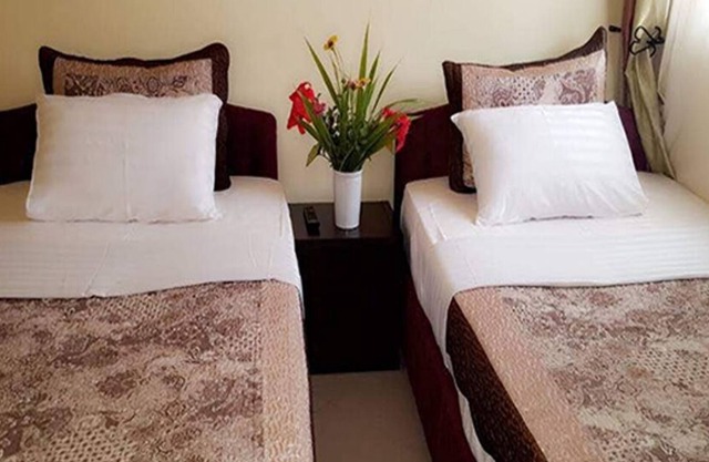 Karuma Travellers Hotel