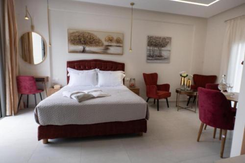 Karydas Suites