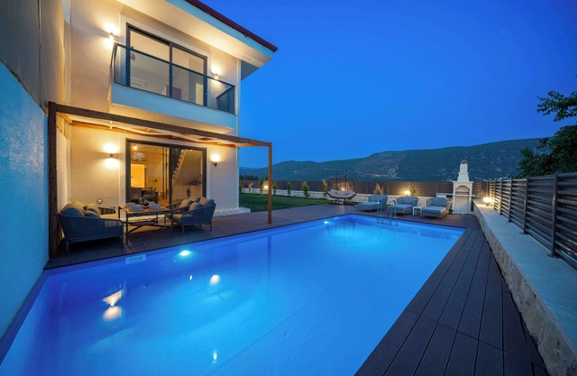 Kas Pera Villas