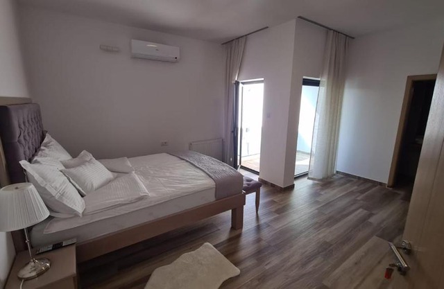 KASNAR ROOMS