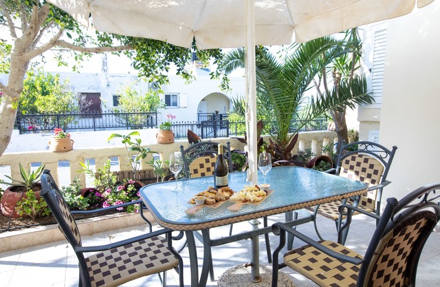 Kastro Apartments