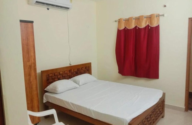 KASTURI SUBRAMANIAN ROOMS AC