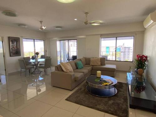 Katara On Smith - 2 Bed 2 Bath CBD Appartment