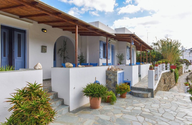 Katerina Studios Mparou