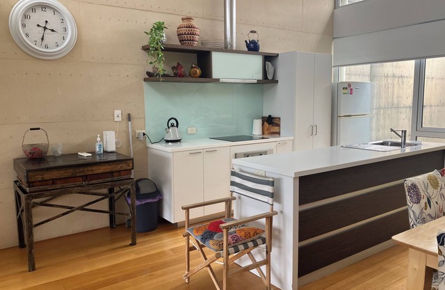 Katinka is an award-winning apartment with ocean views in the center of town.