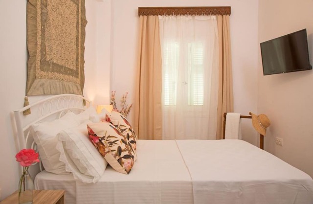 Katoi House - Central Skyros Village