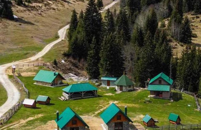 Katun Suvodo-Domaćinstvo Šekularac