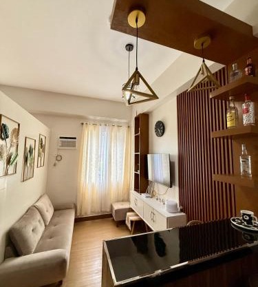 Kaunis Hive Hope Residences