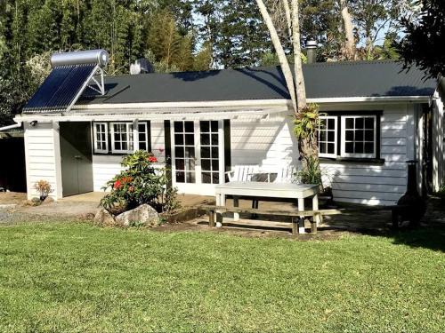 Kauri post cottage