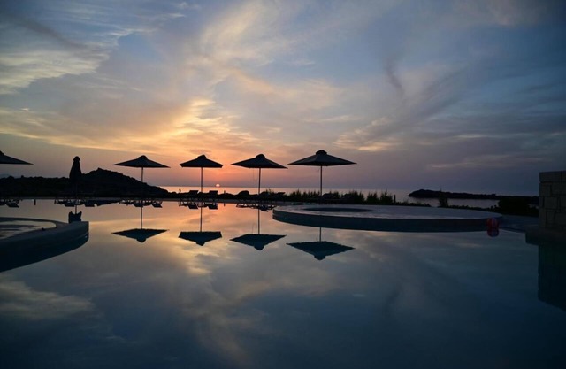 Kavos Hotel