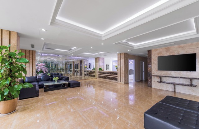 Kay Hotel Danang - Near Dragon Bridge