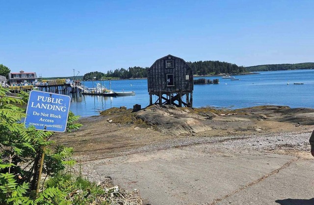 Kayaker's and Land Lubber’s Dream Delight