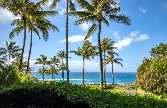 KBM Resorts | FREE CAR | Oceanfront Hale Mala At Montage Kapalua Bay Luxury Retreat at Montage,3-Bedroom Condo with Daily Housekeeping, Spa!