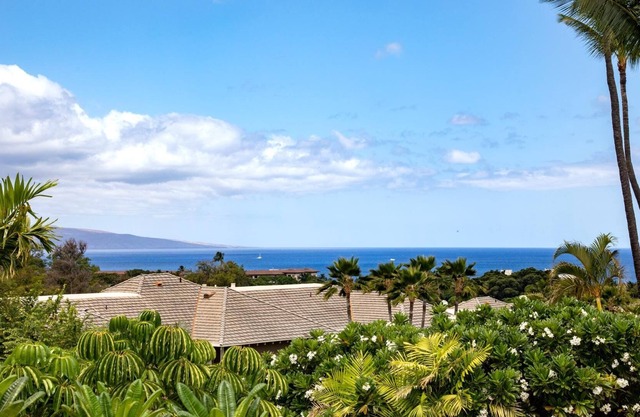 KBM Resorts: Grand Champions Gch-42, NEW Remodeled 2 Bedrooms Villa in Heart of Wailea, Includes Rental Car!