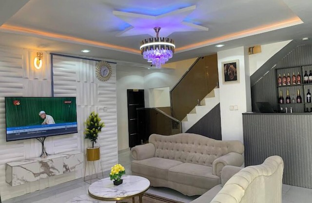KD Hotel and Apartment