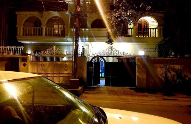 Kehkashan Huest House