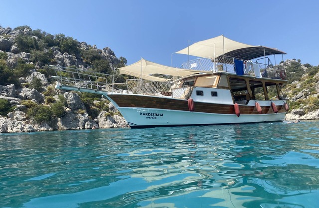 Kekova Private Boat Tour with Lunch