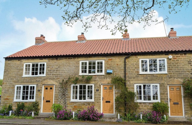 Keldholme Cottages 2 - UK11488