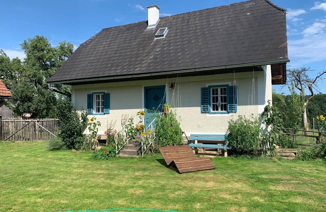 Kellerstöckl am veganen Bio-Lebenshof - nur für Hundefreunde empfohlen !