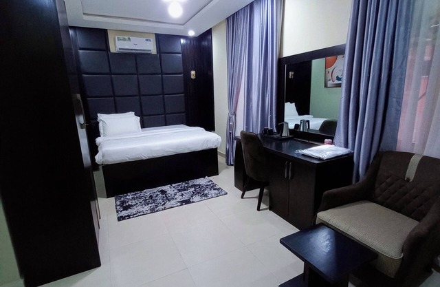 Kelvic Systems Apartments