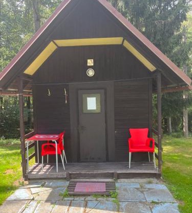 Kemp a Loděnice Podolsko - Chatka pro 3 osoby
